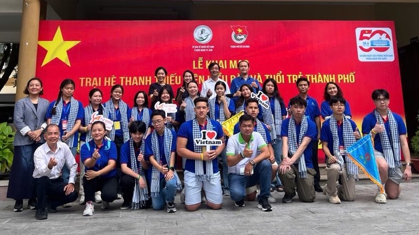 Kiều bào trẻ khám phá hành trình đất phương Nam
