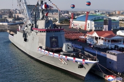 Sự kiện quốc tế nổi bật tuần qua: Mỹ-Trung 'đấu khẩu' tại LHQ, Giáo hoàng Francis qua đời, Nga cấm nhập cảnh chính khách Anh