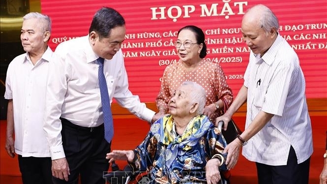 Chủ tịch Quốc hội tin tưởng thành phố Cần Thơ sau sáp nhập phát triển mạnh mẽ