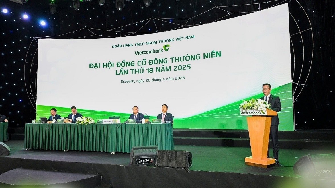 Vietcombank kiện toàn nhân sự cấp cao và phát hành hơn 543 triệu cổ phiếu riêng lẻ