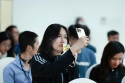 Hoa hậu Mai Phương Thuý, Á hậu Phương Nhi gây bất ngờ tại các phiên họp cổ đông những tập đoàn lớn