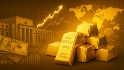 Giá vàng hôm nay 28/4/2025: Giá vàng 'lướt qua' đỉnh kỷ lục, lý do vàng trong nước tăng nhanh hơn thế giới, dự báo thị trường tuần này thế nào?