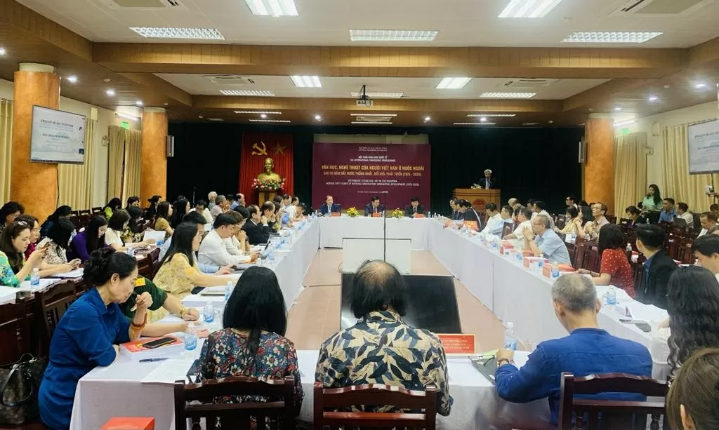Kỳ vọng về bước phát triển mới trong lĩnh vực văn học, nghệ thuật của người Việt Nam ở nước ngoài Kỳ vọng về bước phát triển mới trong lĩnh vực văn học, nghệ thuật của người Việt Nam ở nước ngoài