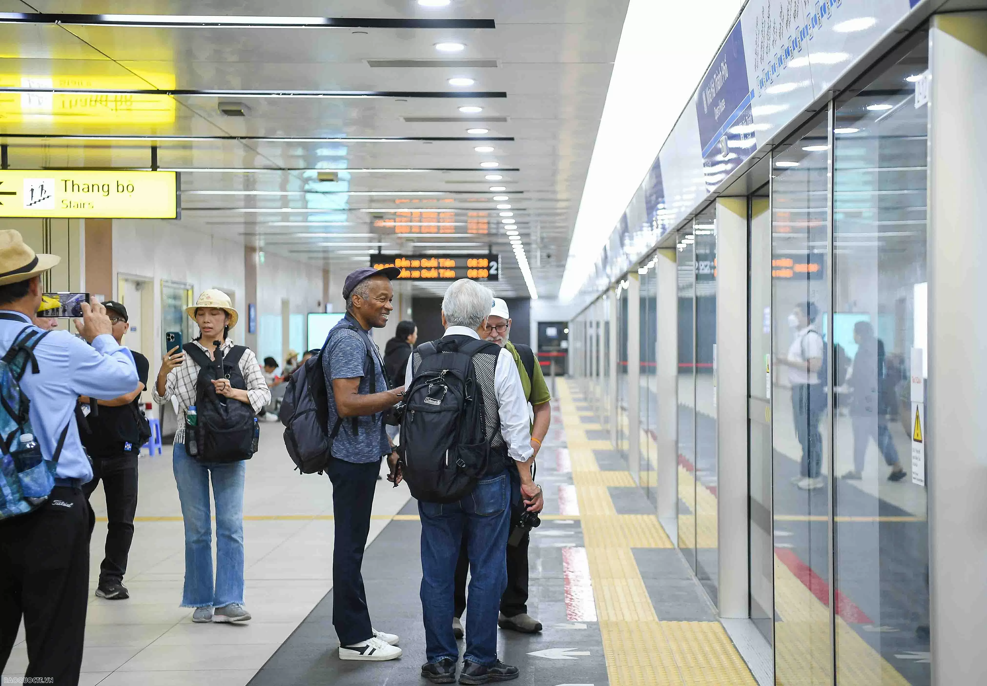 Phóng viên chiến trường: Trở lại để nuôi dưỡng sợi dây gắn kết với Việt Nam Phóng viên chiến trường: Trở lại để nuôi dưỡng sợi dây gắn kết với Việt Nam