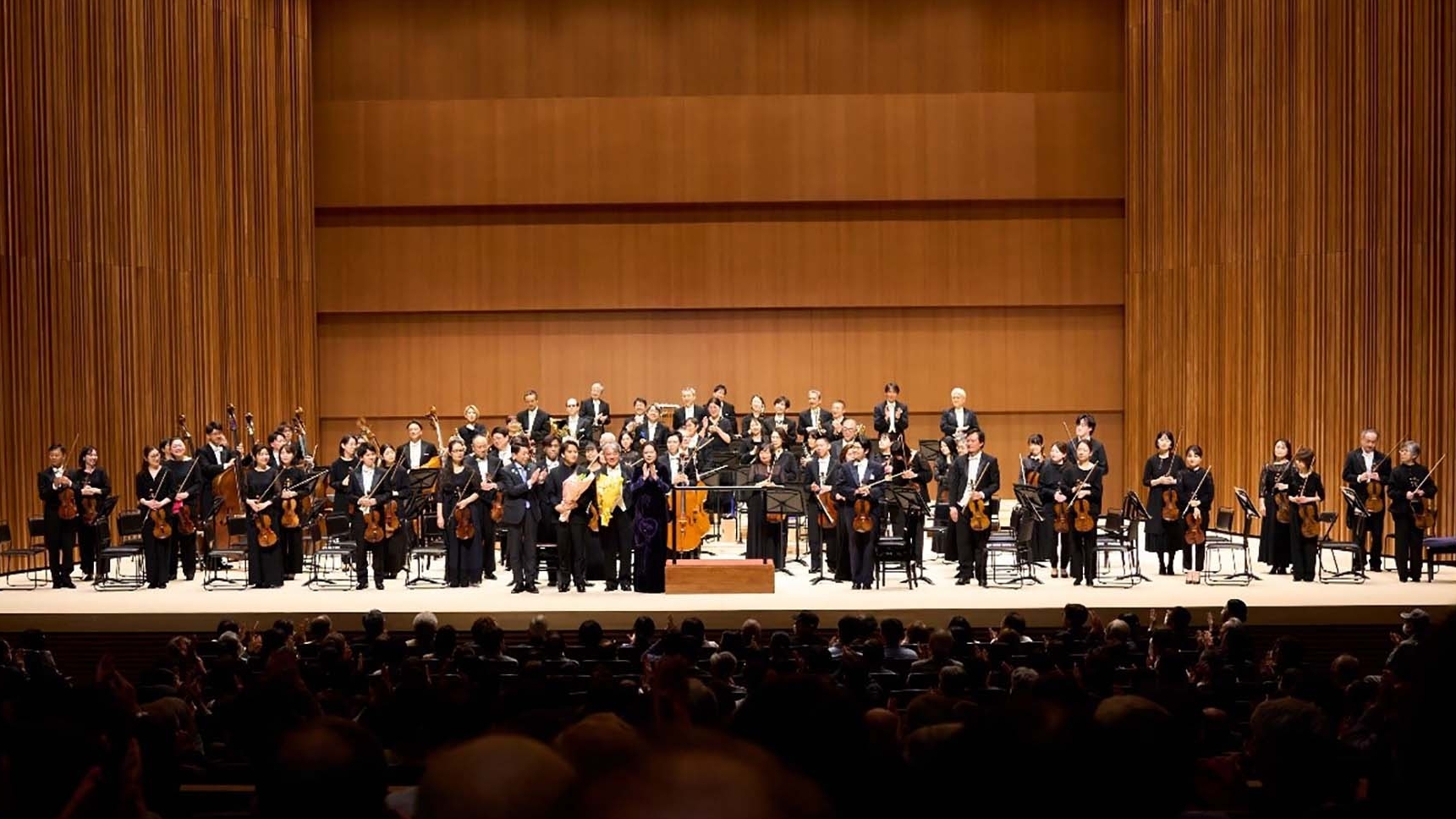 Hòa nhạc giao hưởng hữu nghị Việt Nam-Nhật Bản nhân dịp kỷ niệm 50 năm Ngày Giải phóng miền Nam, thống nhất đất nước