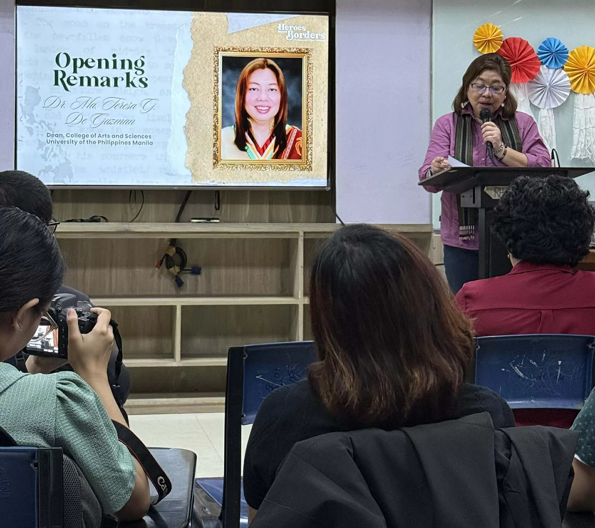 Thảo luận về Chủ tịch Hồ Chí Minh và Anh hùng Jose Rizal tại Đại học Philippines