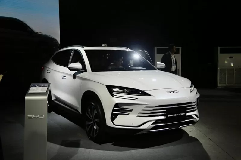BYD Sealion 6 BYD Sealion 6