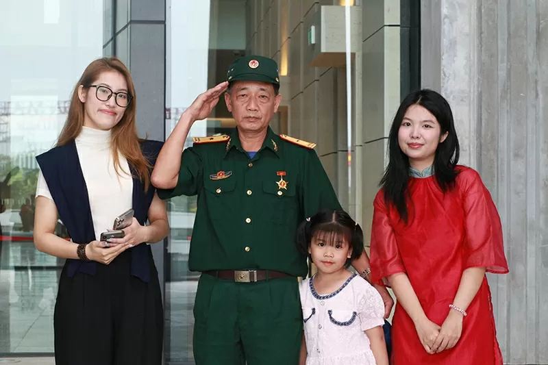 Bảo tàng Lịch sử Quân sự Việt Nam: Điểm dừng chân đặc biệt - nơi hiện thực và ký ức cùng tồn tại. Bảo tàng Lịch sử Quân sự Việt Nam: Điểm dừng chân đặc biệt - nơi hiện thực và ký ức cùng tồn tại.