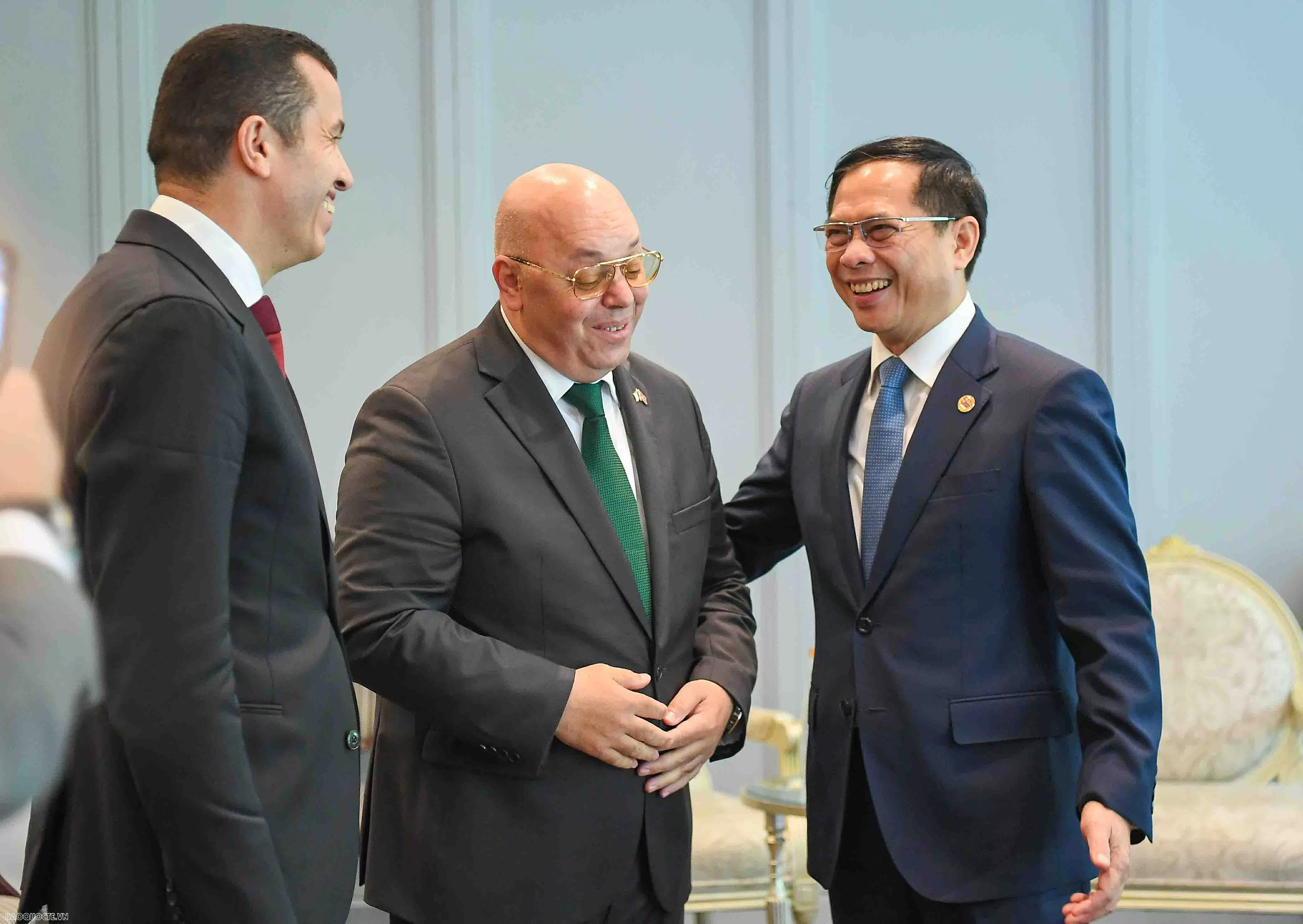 Phó Thủ tướng Chính phủ Bùi Thanh Sơn tiếp Bộ trưởng Bộ Cựu chiến binh và Người có công Algeria Phó Thủ tướng Chính phủ Bùi Thanh Sơn tiếp Bộ trưởng Bộ Cựu chiến binh và Người có công Algeria