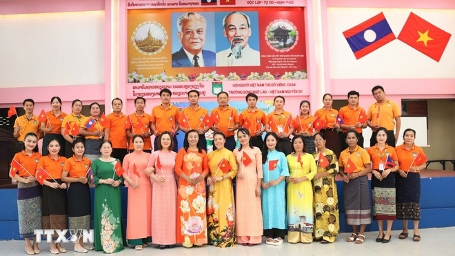 Giờ học đặc biệt kỷ niệm 30/4 tại ngôi trường song ngữ Việt-Lào