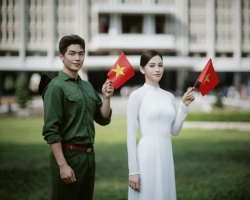 Ngắm bộ ảnh đẹp nên thơ của cặp 'trai tài gái sắc' Trần Tiểu Vy - Quốc Anh