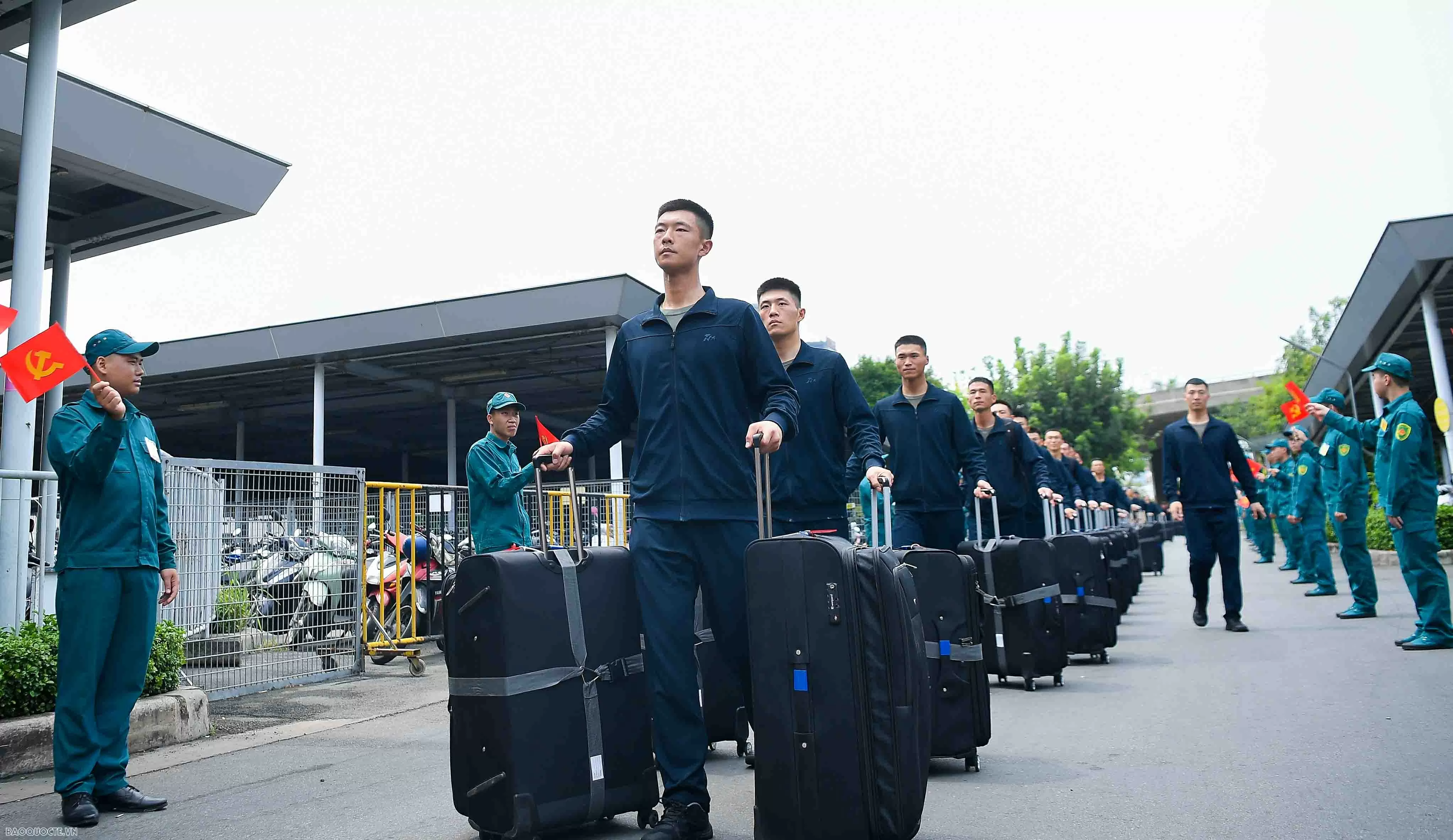 Việt Nam tiễn các đoàn Quân đội Trung Quốc, Lào, Campuchia về nước Việt Nam tiễn các đoàn Quân đội Trung Quốc, Lào, Campuchia hoàn thành nhiệm vụ diễu binh về nước