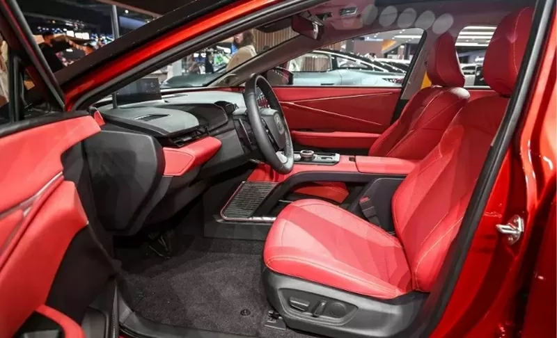 Toyota bZ5 được trang bị đèn viền nội thất tới 256 màu và tính năng “chợp mắt” Toyota bZ5 được trang bị đèn viền nội thất tới 256 màu và tính năng “chợp mắt”