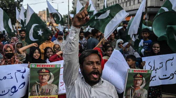 Căng thẳng ở Kashmir leo thang, tên lửa đạn đạo của Pakistan gửi tín hiệu tới Ấn Độ