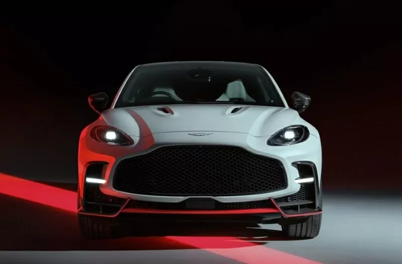 DBX S gây ấn tượng với lưới tản nhiệt dạng tổ ong được làm từ polycarbonate nhẹ hơn 3 kg DBX S gây ấn tượng với lưới tản nhiệt dạng tổ ong được làm từ polycarbonate nhẹ hơn 3 kg