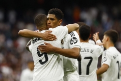 Mbappe áp sát Lewandowski trong cuộc đua Vua phá lưới La Liga 2024/25