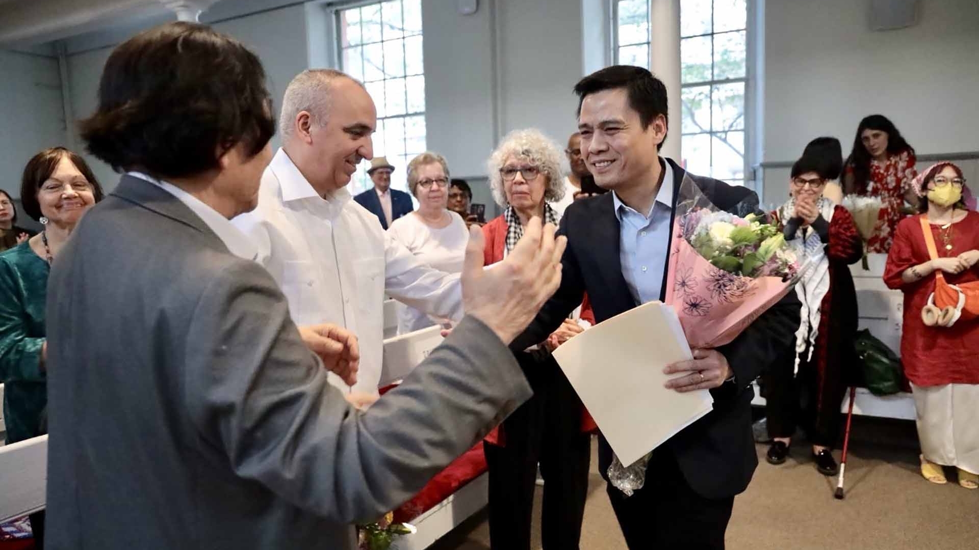 Bạn bè Hoa Kỳ và quốc tế ở thành phố New York kỷ niệm 50 năm ‘Hòa bình và tiến bộ xã hội tại Việt Nam’