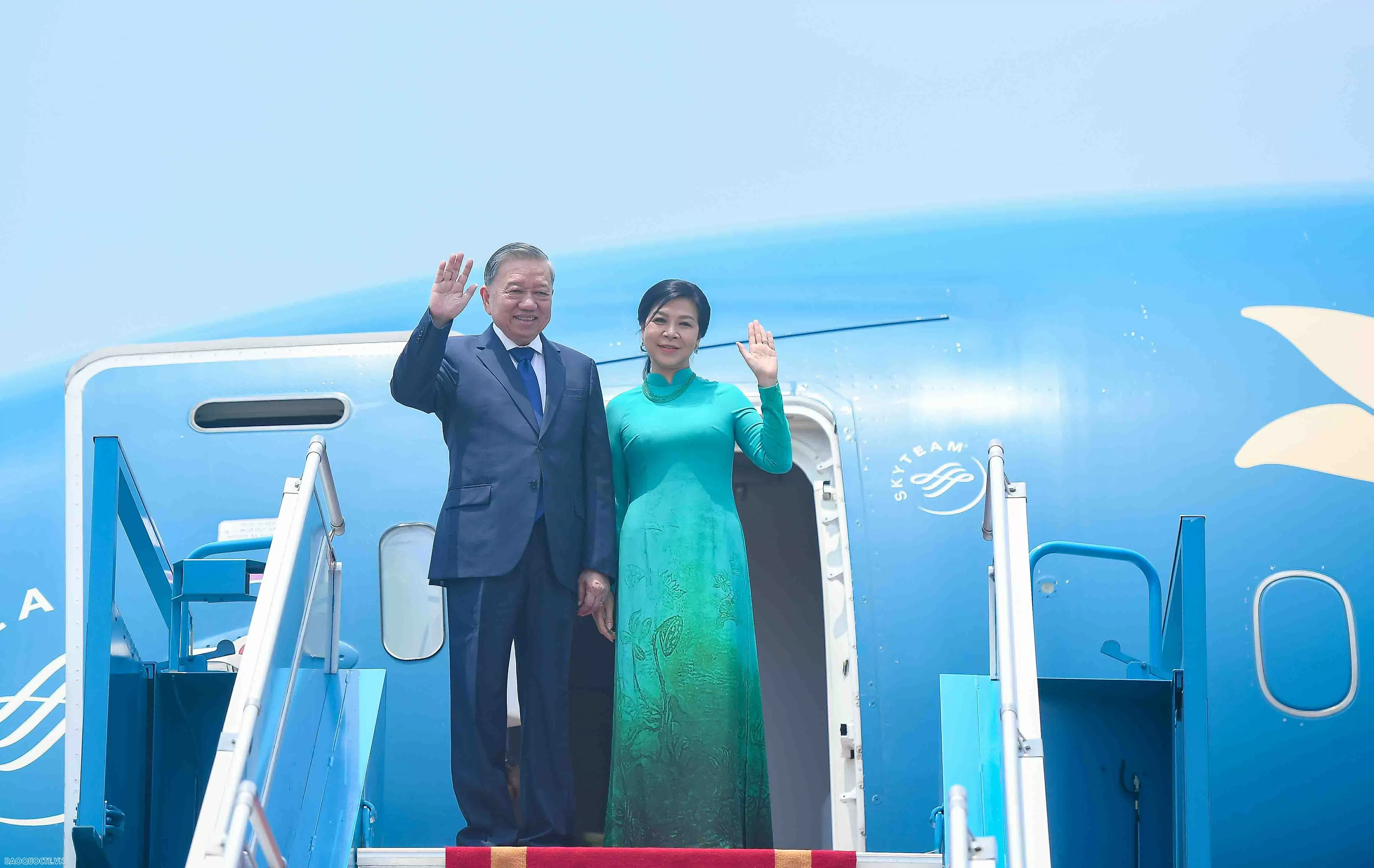 Tổng Bí thư Tô Lâm và Phu nhân lên đường thăm Kazakhstan, Azerbaijan, Nga và Belarus Tổng Bí thư Tô Lâm và Phu nhân lên đường thăm Kazakhstan, Azerbaijan, Nga và Belarus
