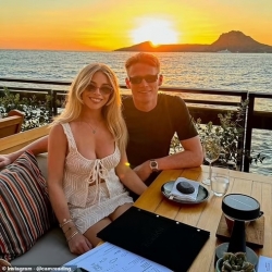 Cận cảnh nhan sắc bạn gái tiền vệ Scott McTominay