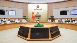 Triển khai quyết liệt, hiệu quả các Nghị quyết của Bộ Chính trị, thực hiện bằng được các mục tiêu lớn