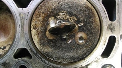 Lái xe quá chậm có thể khiến động cơ tích tụ cặn carbon