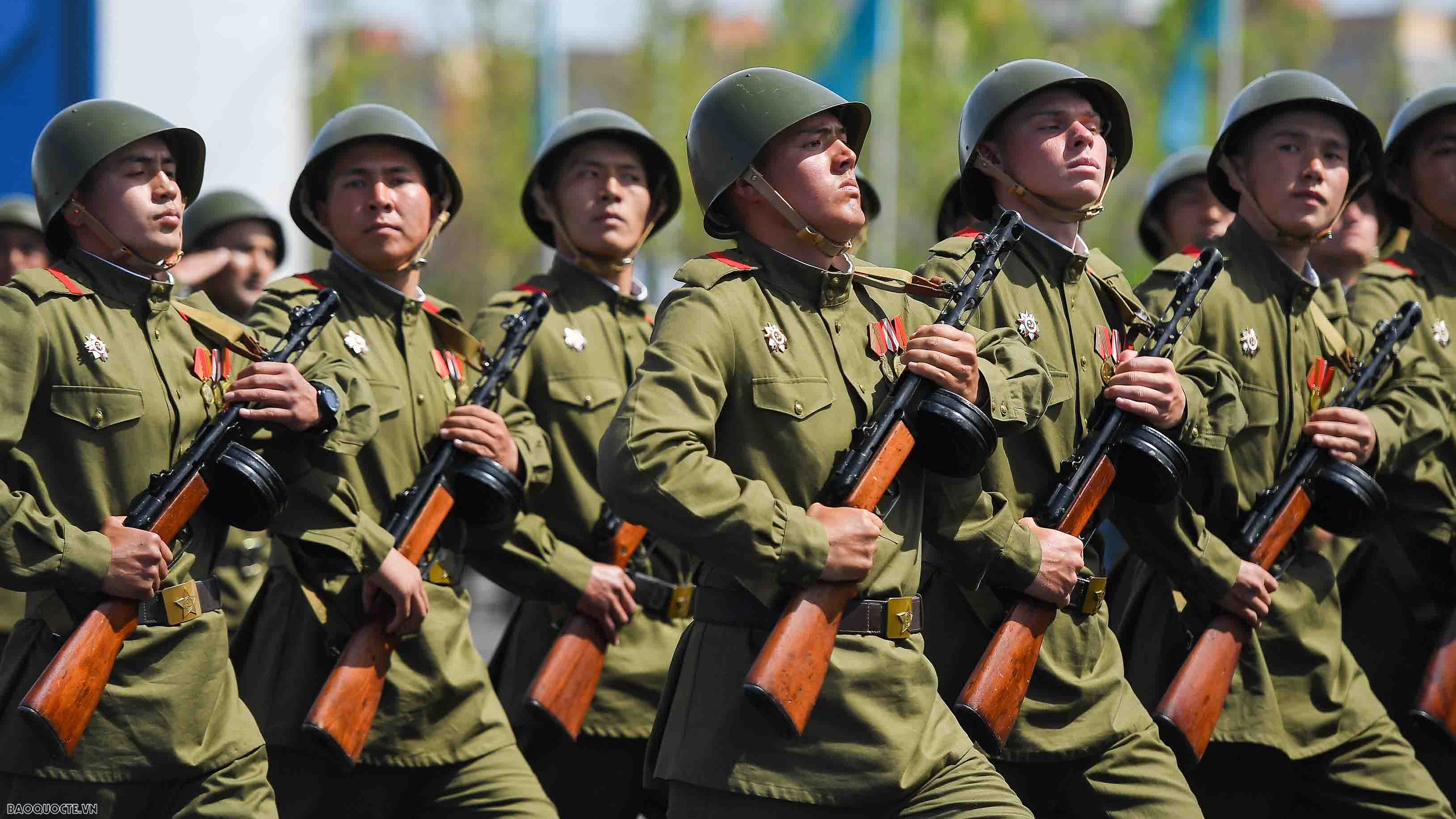 Tổng Bí thư Tô Lâm và Phu nhân dự lễ duyệt binh mừng 80 năm chiến thắng của Kazakhstan