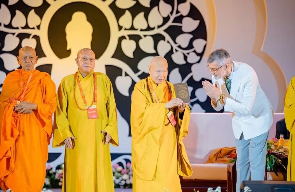 Vesak 2025 đón nhận thông điệp từ lãnh đạo các tổ chức Phật giáo thế giới Vesak 2025 đón nhận những thông điệp ý nghĩa từ lãnh đạo các tổ chức Phật giáo thế giới