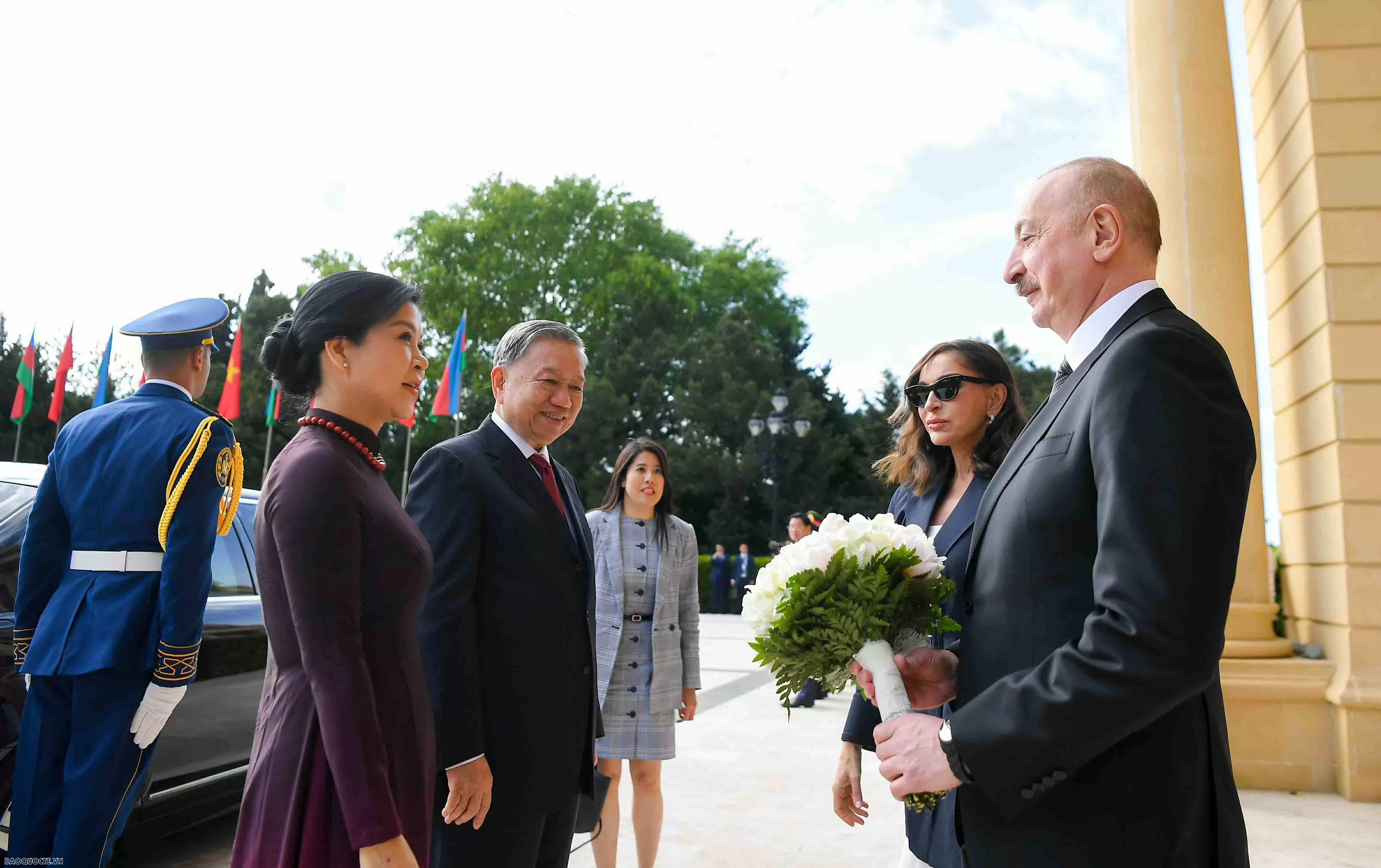 Lễ đón chính thức Tổng Bí thư Tô Lâm và Phu nhân thăm cấp Nhà nước Azerbaijan Lễ đón chính thức Tổng Bí thư Tô Lâm và Phu nhân thăm cấp Nhà nước Azerbaijan