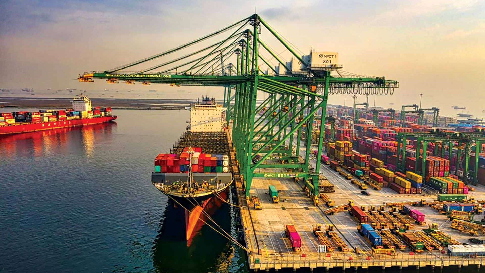 Điểm tin thế giới sáng 8/8: Tổng thống Donald Trump lại được đề cử giải Nobel Hòa bình; Đức triệt phá âm mưu phản quốc; BRICS đoàn kết về thuế quan