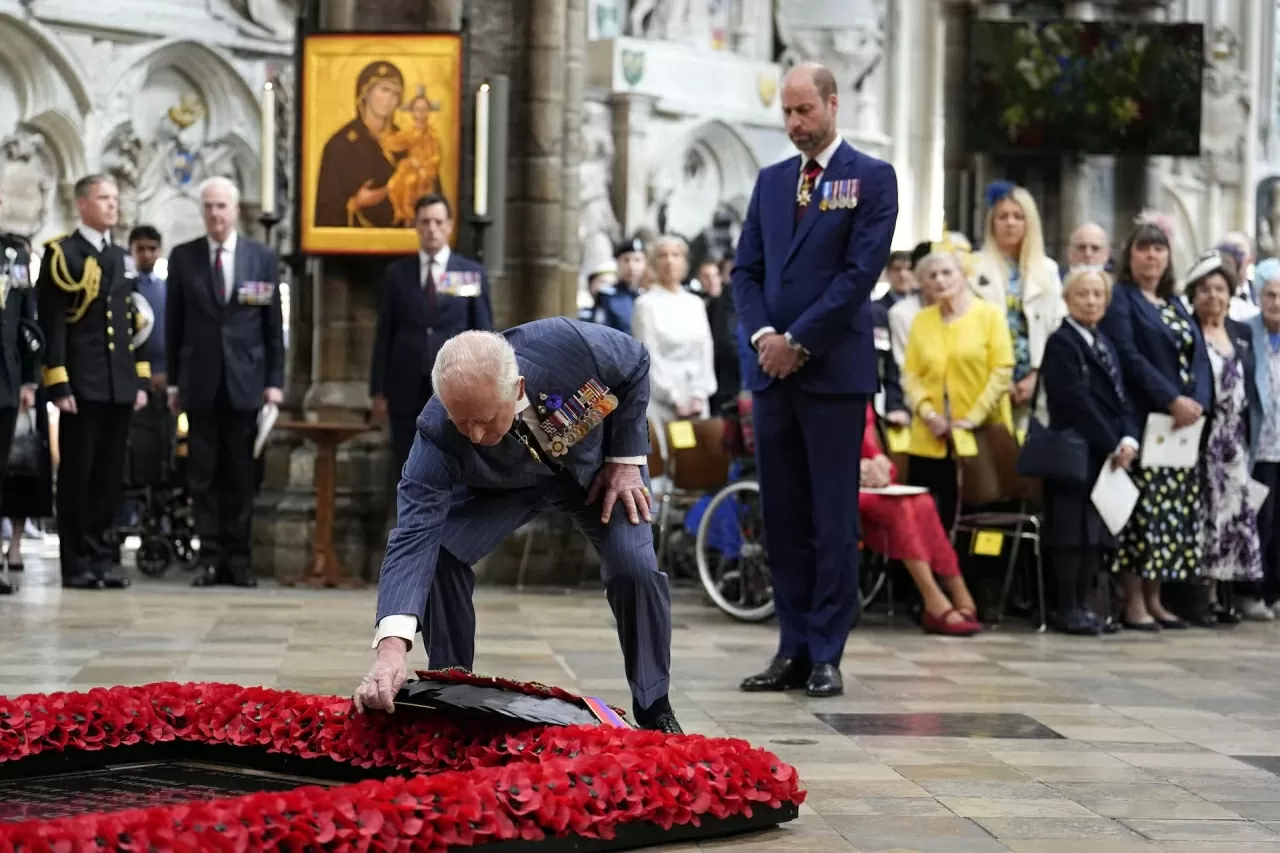 Anh Long trọng tổ chức lễ kỷ niệm 80 năm Ngày Chiến thắng phát xít