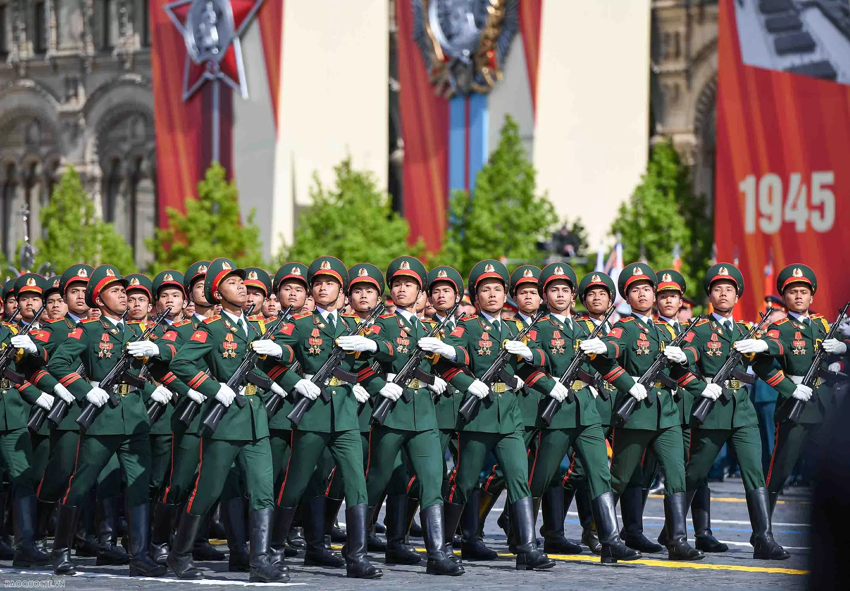 Đoàn Quân đội nhân dân Việt Nam tại Lễ duyệt binh ở Quảng trường Đỏ Đoàn Quân đội nhân dân Việt Nam tại Lễ duyệt binh kỷ niệm 80 năm Chiến thắng trong Chiến tranh vệ quốc vĩ đại