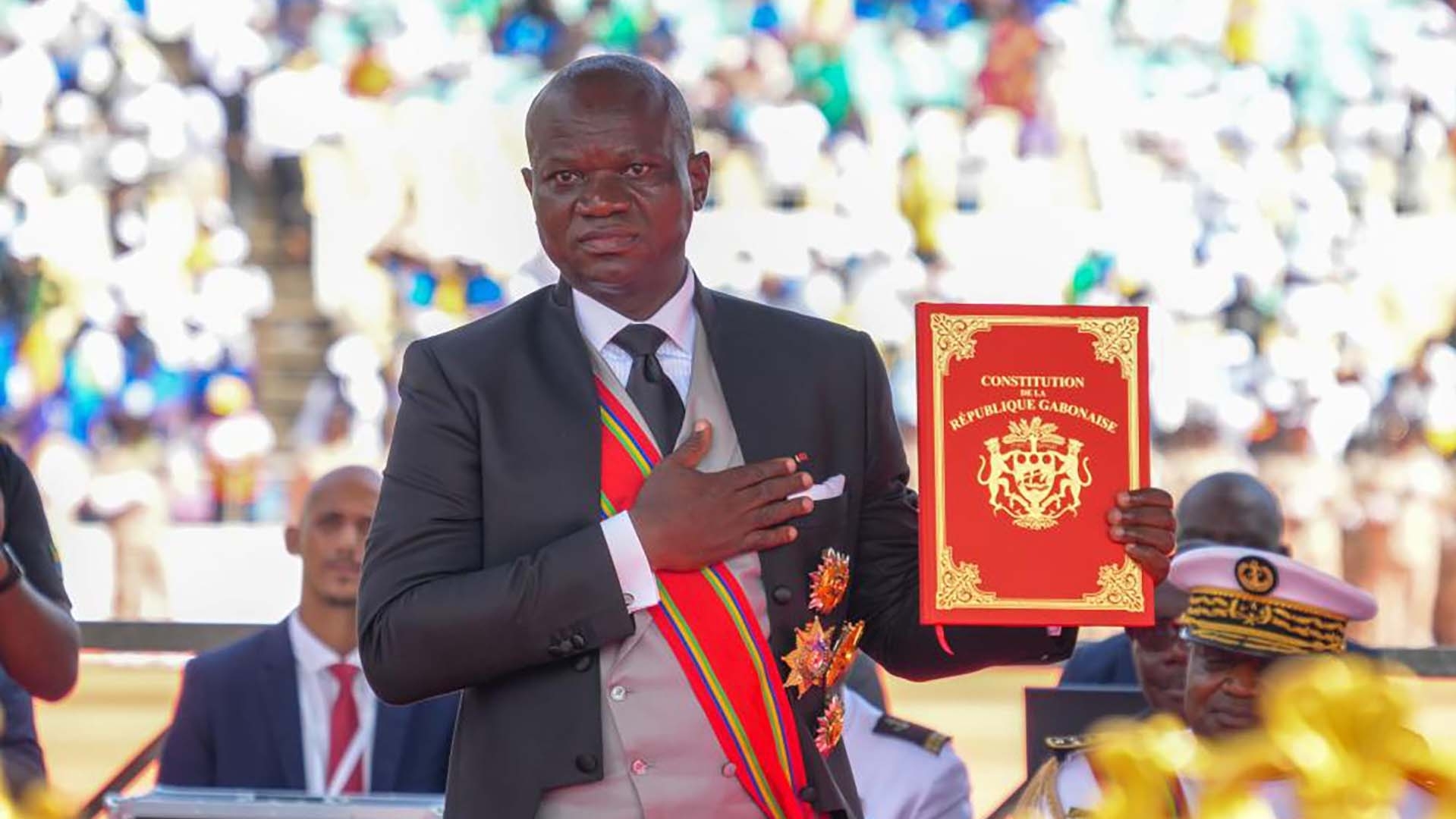 Điện mừng Tổng thống nước Cộng hòa Gabon