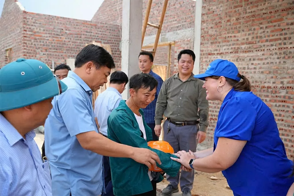 Hỗ trợ thiết thực và có ý nghĩa nhất cho các cộng đồng bị ảnh hưởng bởi thiên tai Hỗ trợ thiết thực và có ý nghĩa nhất cho các cộng đồng bị ảnh hưởng bởi thiên tai