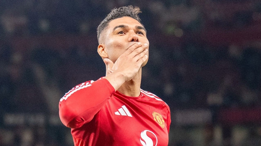 Casemiro đang 'hồi sinh', tương lai ở MU thay đổi bất ngờ
