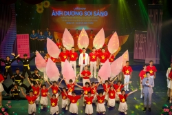 Gần 30 kênh truyền hình phát trực tiếp liveshow ‘Ánh dương soi sáng’ ca ngợi việc học và làm theo tấm gương tư tưởng đạo đức Hồ Chí Minh