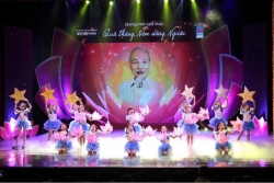 Lan tỏa tư tưởng, phong cách Hồ Chí Minh qua chương trình nghệ thuật đặc biệt 'Quà tháng Năm dâng Người'