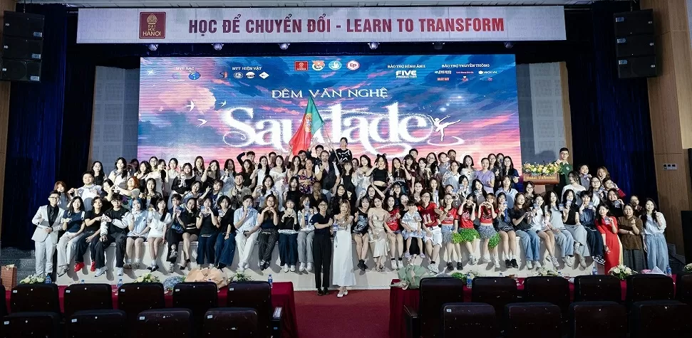 ‘Saudade’ – đêm văn nghệ giàu cảm xúc của sinh viên khoa Tiếng Bồ Đào Nha ‘Saudade’ – đêm văn nghệ giàu cảm xúc của sinh viên khoa Tiếng Bồ Đào Nha