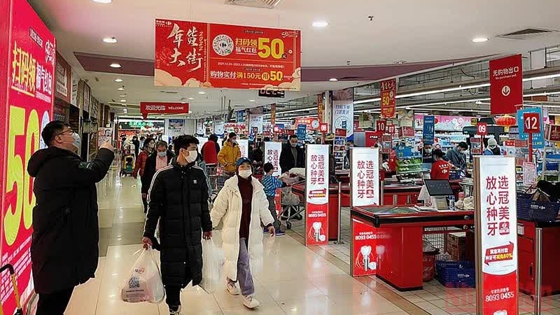 Chịu sức ép từ căng thẳng thương mại, giá hàng xuất xưởng tại Trung Quốc giảm mạnh nhất trong 6 tháng