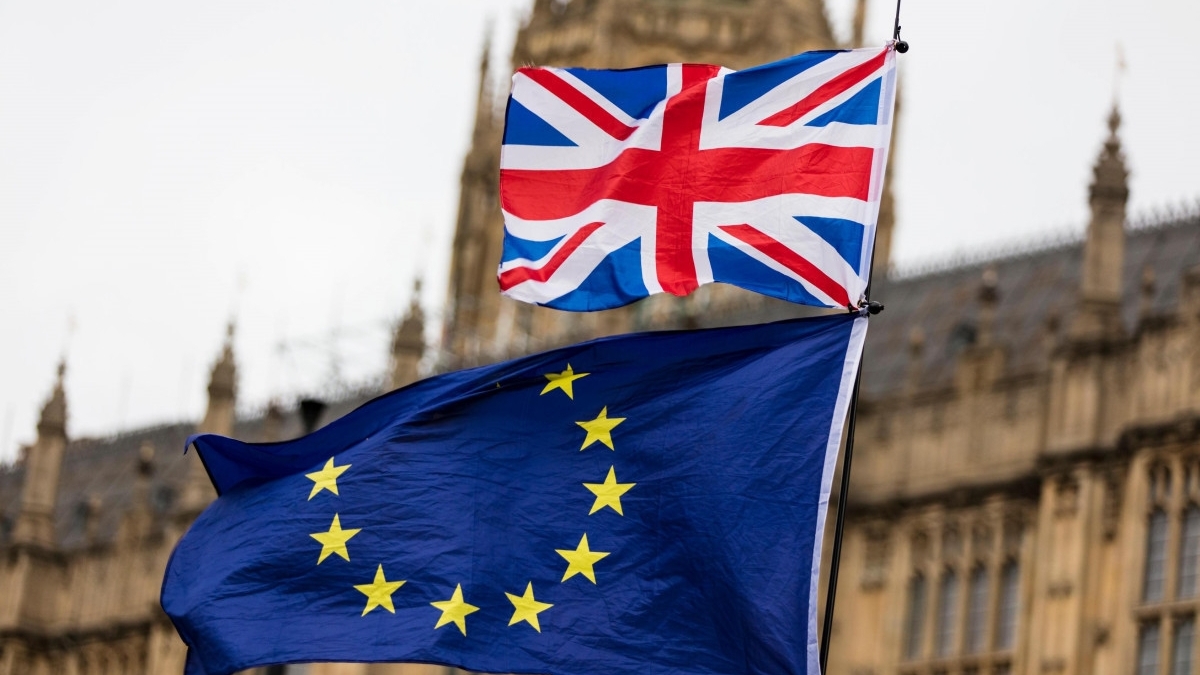 Trước thời khắc 'có một không hai' đối với an ninh châu Âu, Anh trở lại với quốc phòng EU