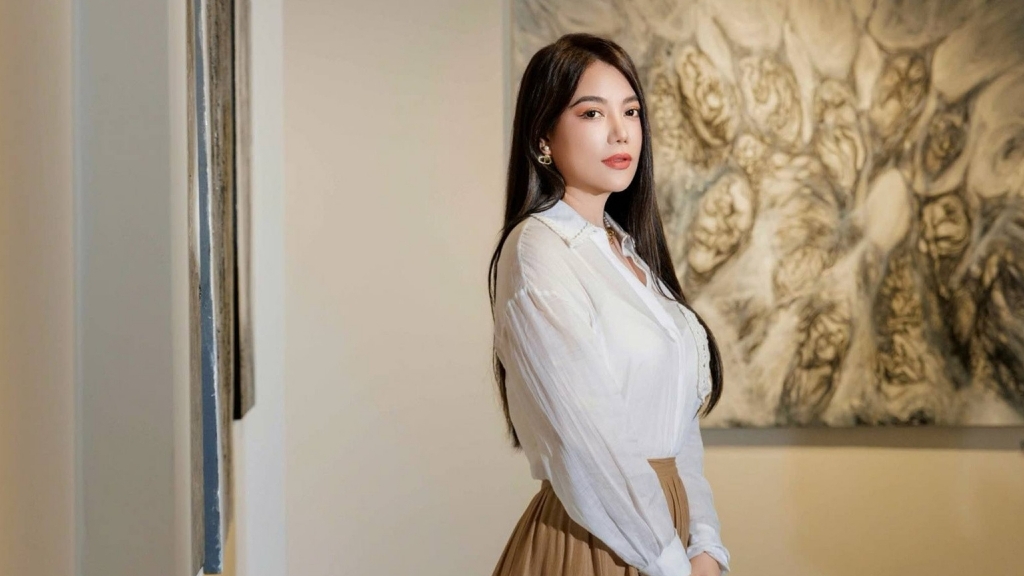 Sao Việt: Hoa hậu Hà Kiều Anh sang trọng, quý phái; Trương Ngọc Ánh đẹp dịu dàng