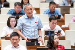 Đại biểu Quốc hội đề nghị miễn thuế thuốc sử dụng cho bệnh nhân điều trị nội trú