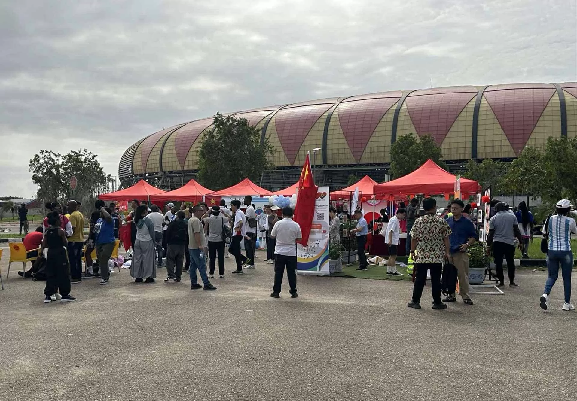 Rực rỡ sắc Việt tại sự kiện PETRO không biên giới 2025 ở Angola