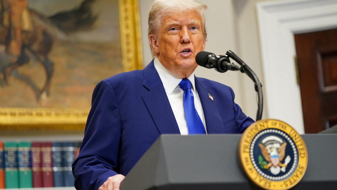 'Làn sóng' điện đàm ngoại giao sau đề xuất tham gia đàm phán Nga-Ukraine của Tổng thống Trump