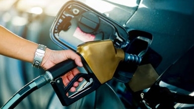 Đổ xăng cao cấp cho xe phổ thông: Có thực sự cần thiết?