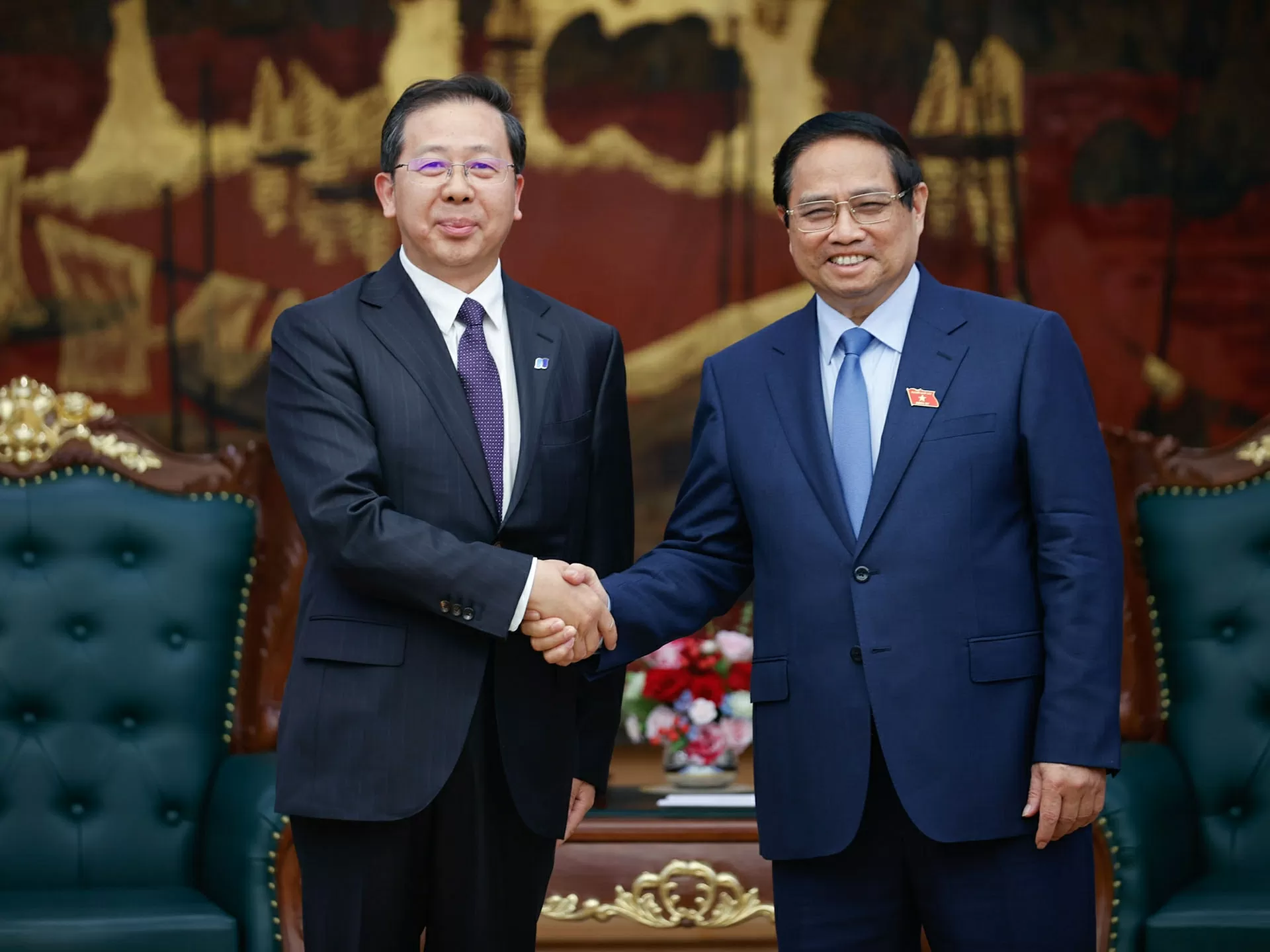 Thủ tướng Phạm Minh Chính tiếp Chủ tịch Tập đoàn Hoa Điện Trung Quốc