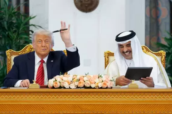 Tổng thống Mỹ Donald Trump thăm Qatar, đạt cam kết lịch sử Tổng thống Mỹ Donald Trump thăm Qatar, đạt cam kết lịch sử