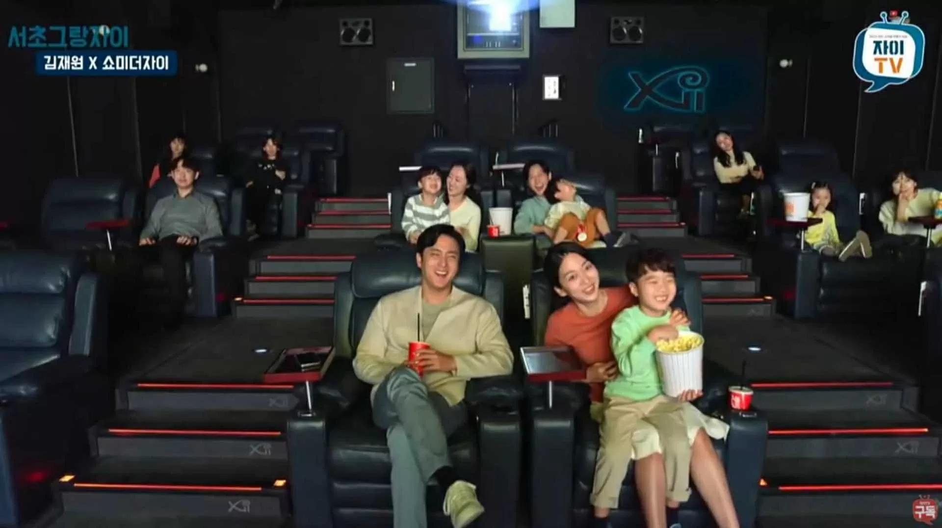 Rạp chiếu phim nhỏ: Một nhịp sống khác