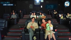 Rạp chiếu phim nhỏ: Một nhịp sống khác