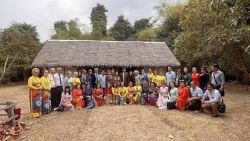 Bác Hồ trong trái tim kiều bào