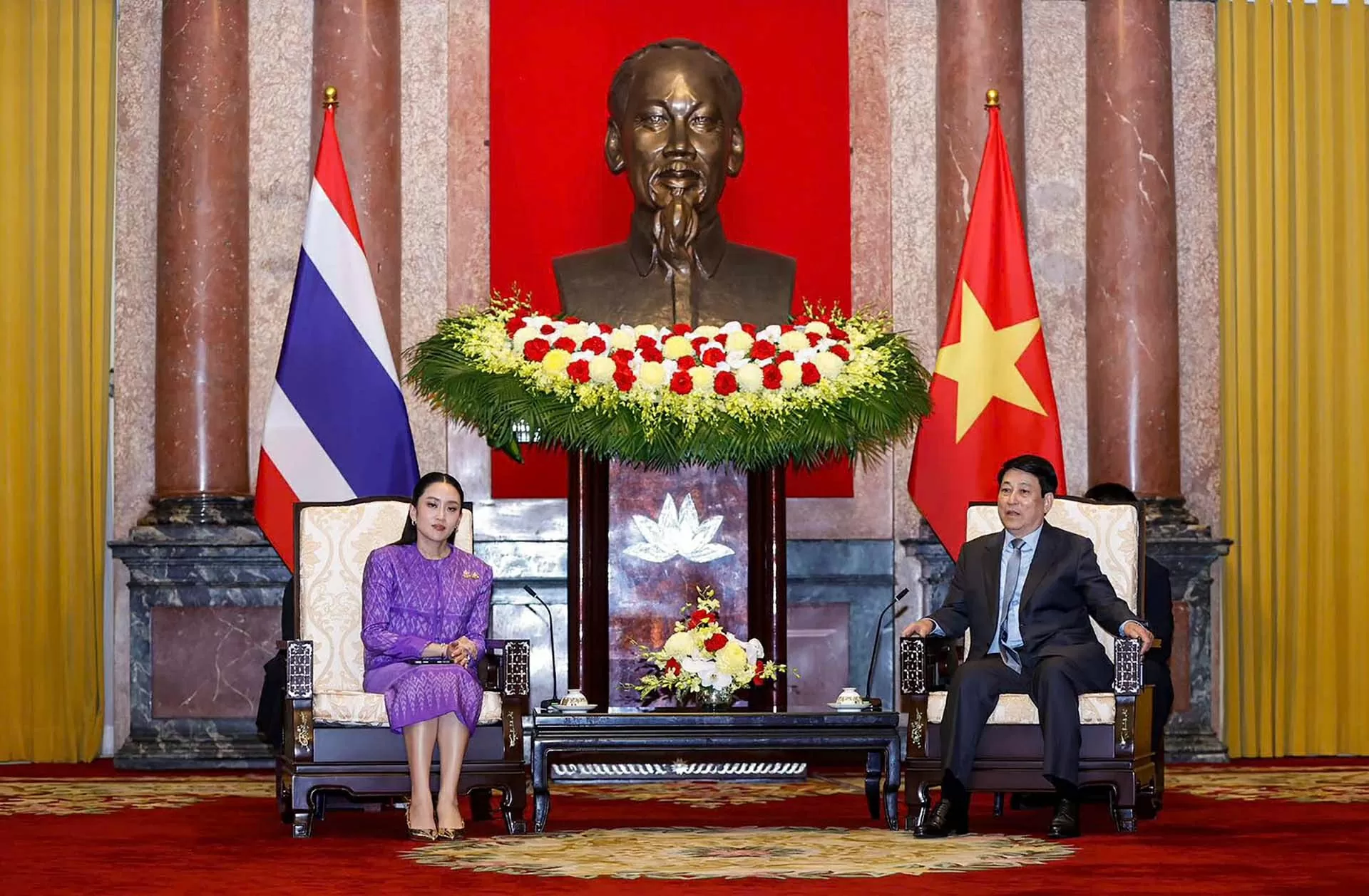 Chủ tịch nước Lương Cường tiếp Thủ tướng Thái Lan Paetongtarn Shinawatra Việt Nam-Thái Lan nâng cấp quan hệ lên Đối tác chiến lược toàn diện, mở ra giai đoạn hợp tác mới giữa hai nước